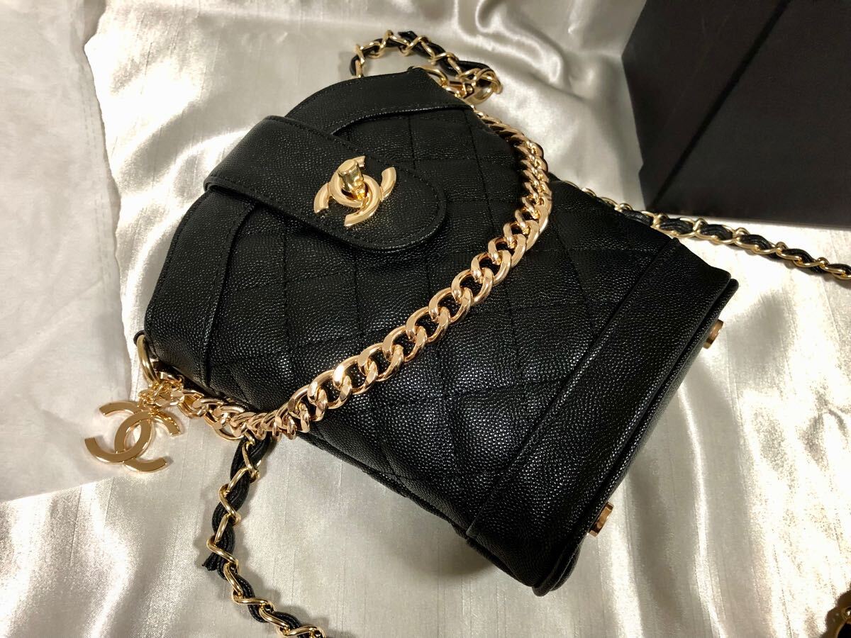 希少新品 CHANEL シャネル ノベルティ ショルダーバッグ 斜め掛け