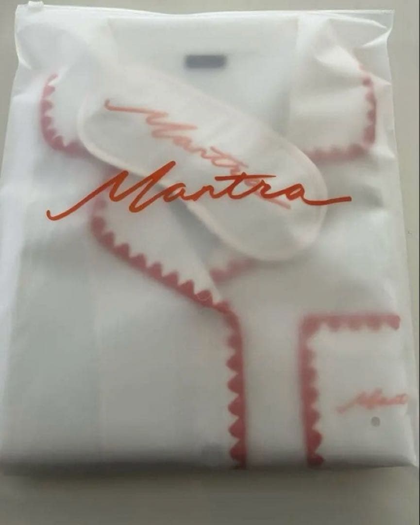 BLACKPINK ジェニ mantra パジャマ アイマスク　セット キット Buy Pre-order BLACKPINK JENNIE Mantra Relax Kit at affordable