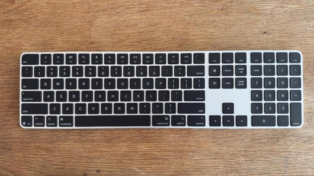 Apple Magic Keyboard スペースグレイ A3119 USB-C Apple Magic Keyboard A3119 Touch ID Numeric Keyboard USB-c to USB